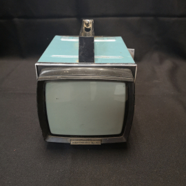 Телевизор переносной Электроника ВЛ-100, ч/б, работоспособность неизвестна. СССР